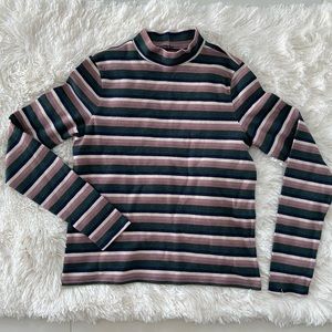 American Eagle top long sleeve size M